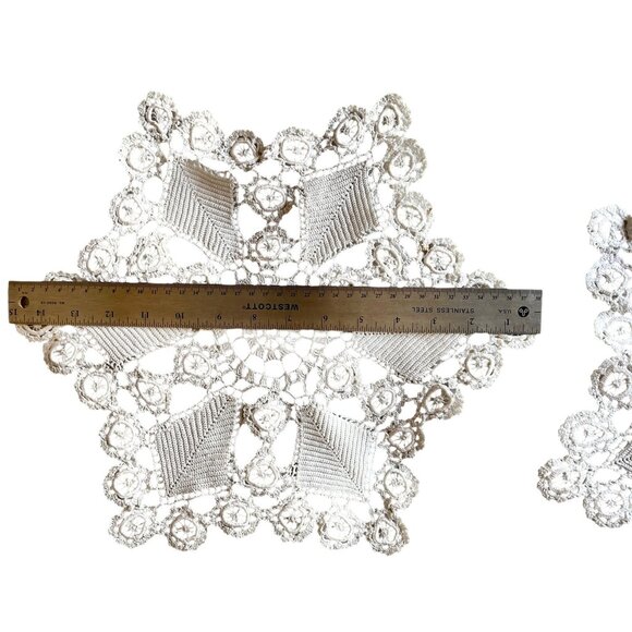 Handmade Crochet Doilies Set Of 5 White 6 Point Vintage - Picture 4 of 5